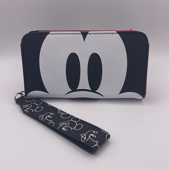 Disney's Mickey Mouse Wristlet phone Wallet - Picture 1 of 8